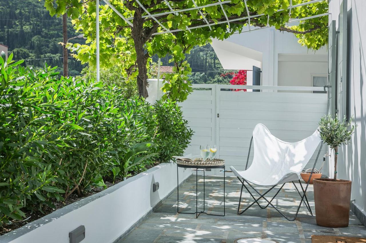 Olvio Living By The Sea Villa Sami  Bagian luar foto